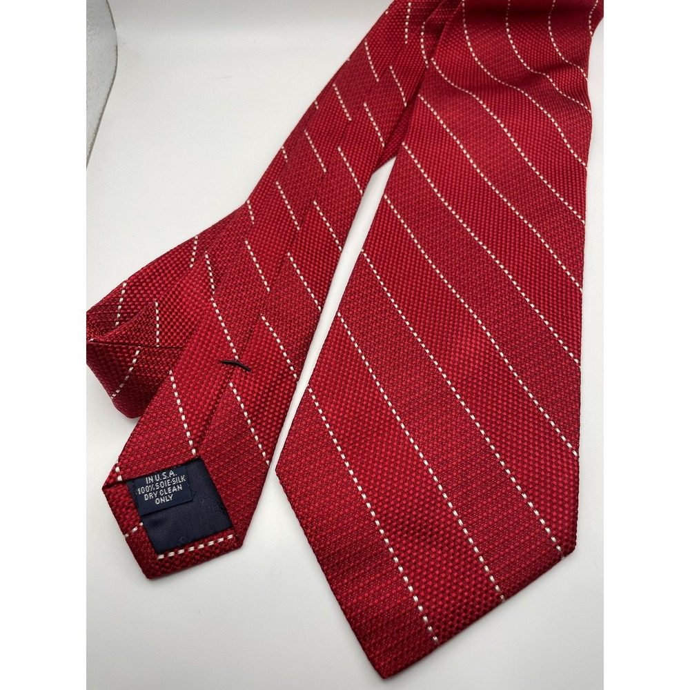 Cremieux Mens Red White Dashed Diagonal Stripe Silk Necktie Made in USA Classic